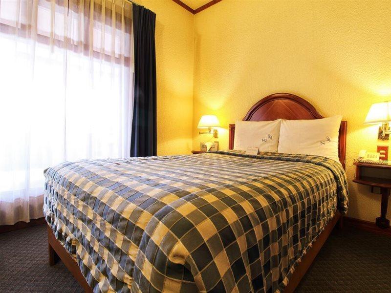 Hotel Lastra Пуэбла Экстерьер фото
