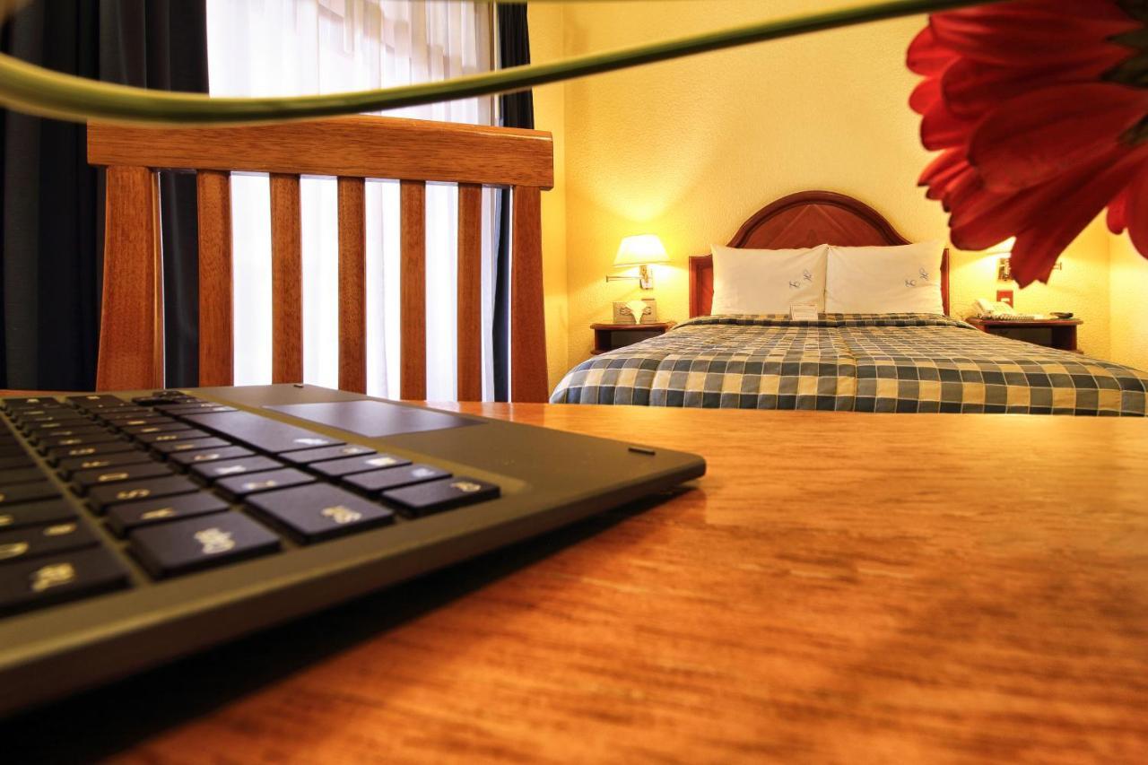Hotel Lastra Пуэбла Экстерьер фото