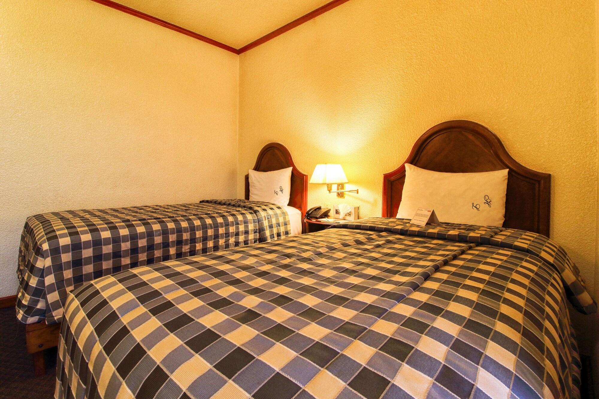 Hotel Lastra Пуэбла Экстерьер фото